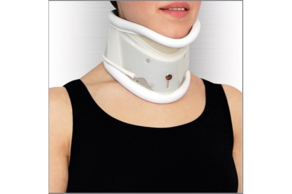 Ayarlanabilir Çenelikli Cervical Boyunluk